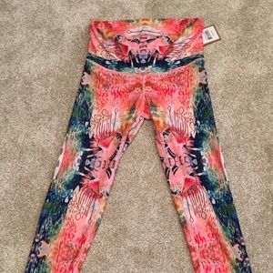 Niyama Sol Water Lily Beachcomber Crop Yoga Pants